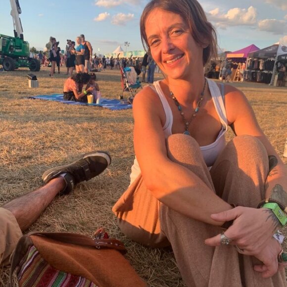 Meet your Posher, Amber - Picture 6 of 16